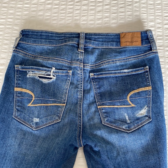AE distressed skinnies - Picture 7 of 8